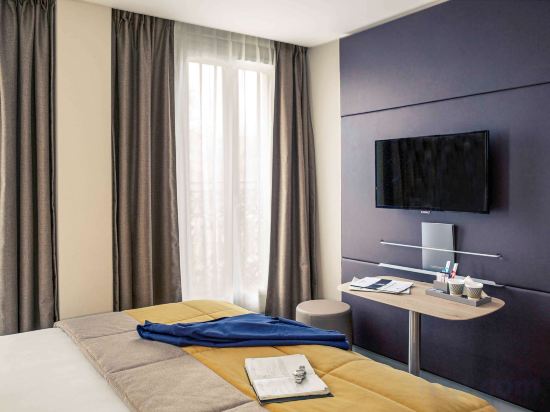 Mercure Paris 9 Pigalle Sacre-Coeur Room Type - Classic Double Room