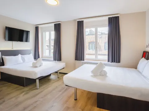 easyHotel Zurich Main Station