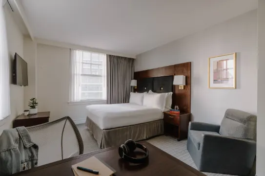 Club Quarters Hotel in Houston