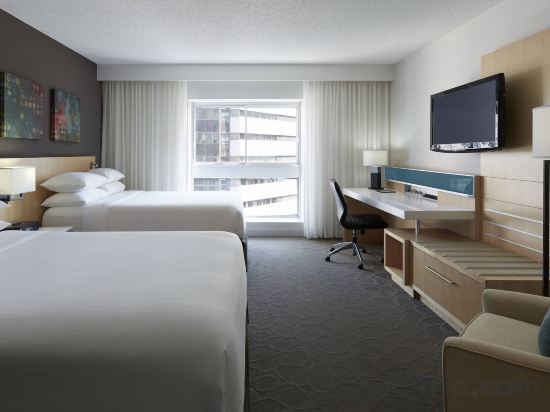 Delta Hotels by Marriott Montreal - Tap to explore photos