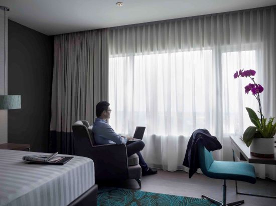 PULLMAN MIRI WATERFRONT Room Type - Superior Suite