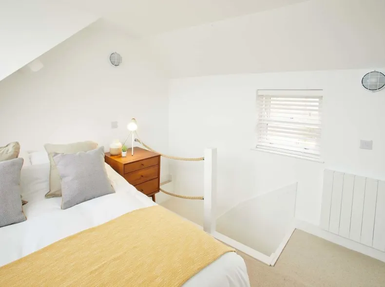 Host & Stay - Harbour Cottage