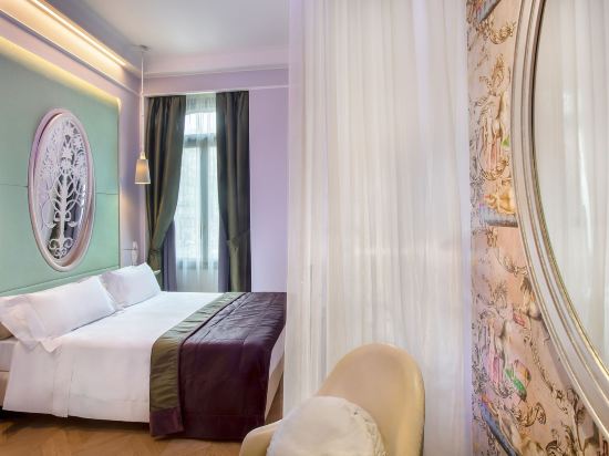 Château Monfort Room Type - Superior Room