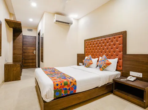 FabHotel Vertigo Suites