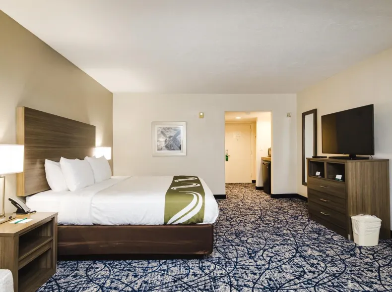 Quality Suites Houston Hobby Airport