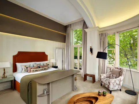 Hotel Xenia, Autograph Collection