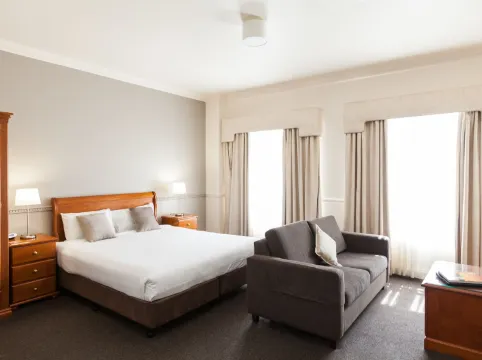 Majestic Tynte Street Apartments