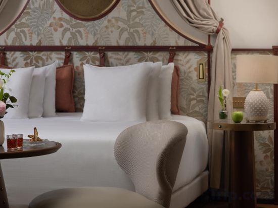 Porta Rossa Hotel Firenze, Colbert Collection - Tap to explore photos