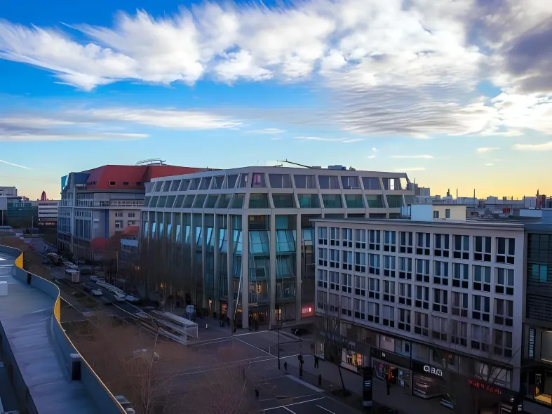 努瑪柏林庫達姆