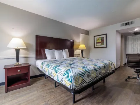 Motel 6 Dallas TX  Downtown