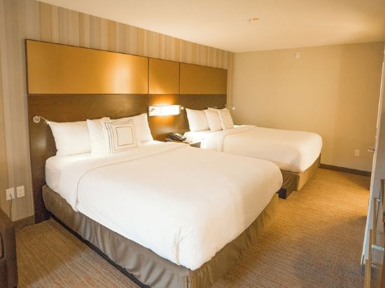Residence Inn by Marriott Seattle University District - Tap to explore photos