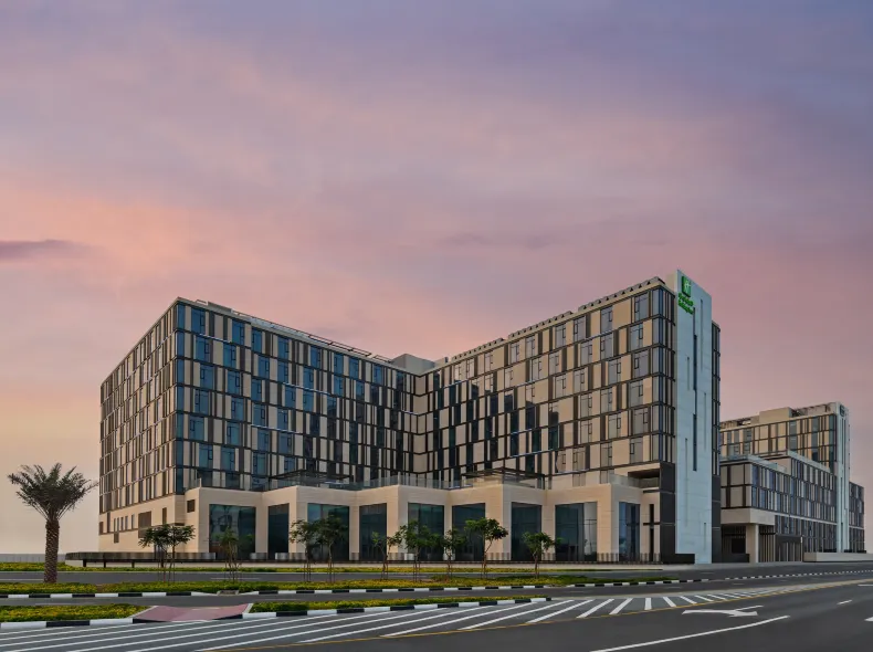Staybridge Suites DUBAI AL-MAKTOUM AIRPORT by IHG