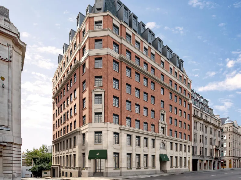The Derby London City, Curio Collection by Hilton