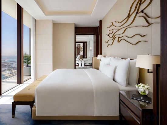 Atlantis The Royal Room Type - Junior Sky View Suite