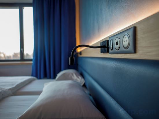 Yooma Urban Lodge Tour Eiffel Room Type - Double room with Seine View Yooma Urban Lodge Tour Eiffel Room Type - Double room with Seine View