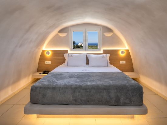Aelia Luxury Suites Room Type - V.I.P suite sea view Aelia Luxury Suites Room Type - V.I.P suite sea view