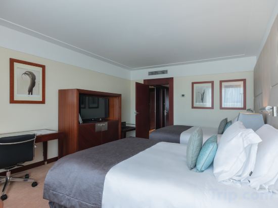 InterContinental Lisbon Room Type - Panoramic Suite InterContinental Lisbon Room Type - Panoramic Suite
