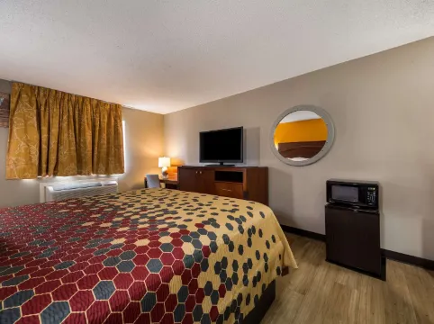 Express Inn & Suites San Antonio Near SeaWorld - Medical Center