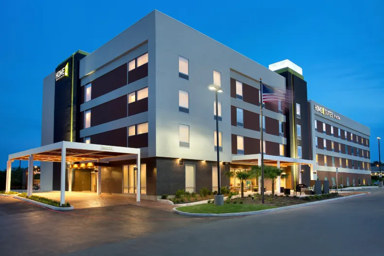 聖安東尼奧機場希爾頓惠庭飯店