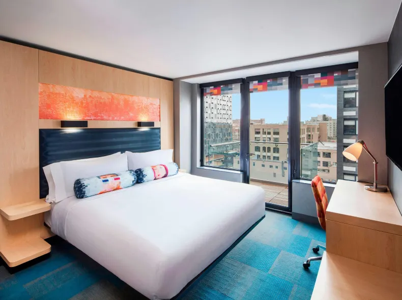 Aloft Long Island City-Manhattan View