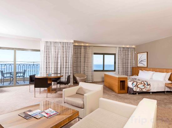 Hilton Malta Room Type - AMBASSADOR SUITE