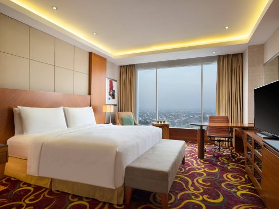 JW Marriott Hotel Medan - Tap to explore photos