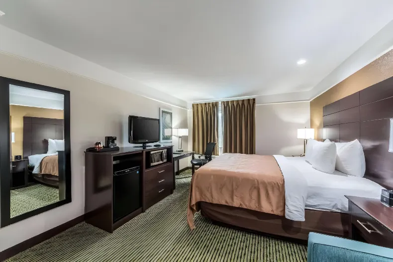 Quality Inn & Suites SeaWorld North