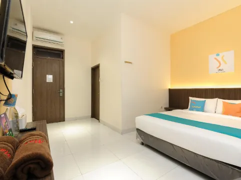 Sans Hotel Max Living Cengkareng
