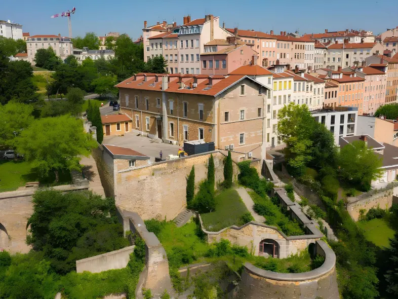 Hôtel Fort St Laurent Lyon - Handwritten Collection