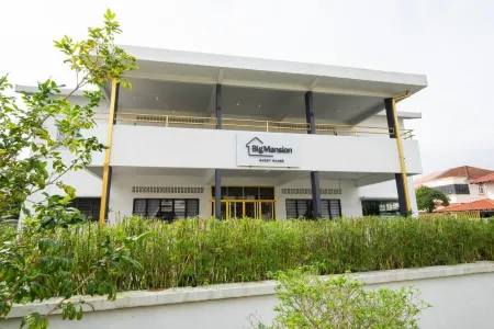 Big Mansion at Kuantan by Iconique Espace Отели рядом с достопримечательностью «Мечеть Султана Ахмад Шаха»