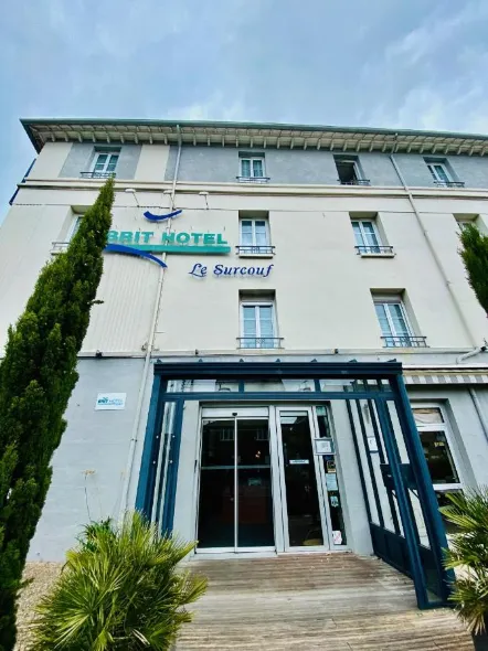 Brit Hotel le Surcouf
