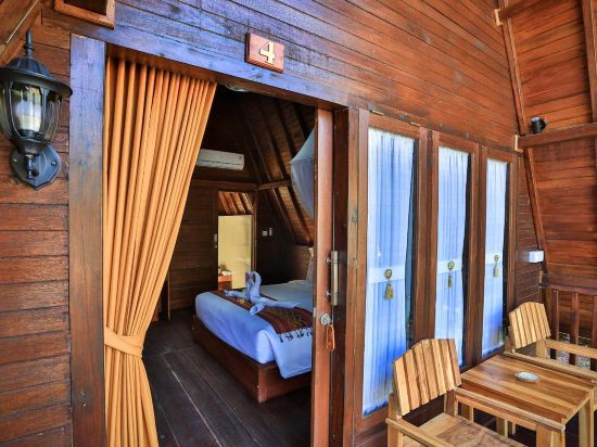 Mahaloka Valley Room Type - Deluxe Queen Room
