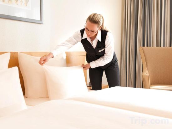 Dorint An der Messe Köln Room Type - Comfort Room