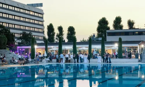 Living Place Hotel