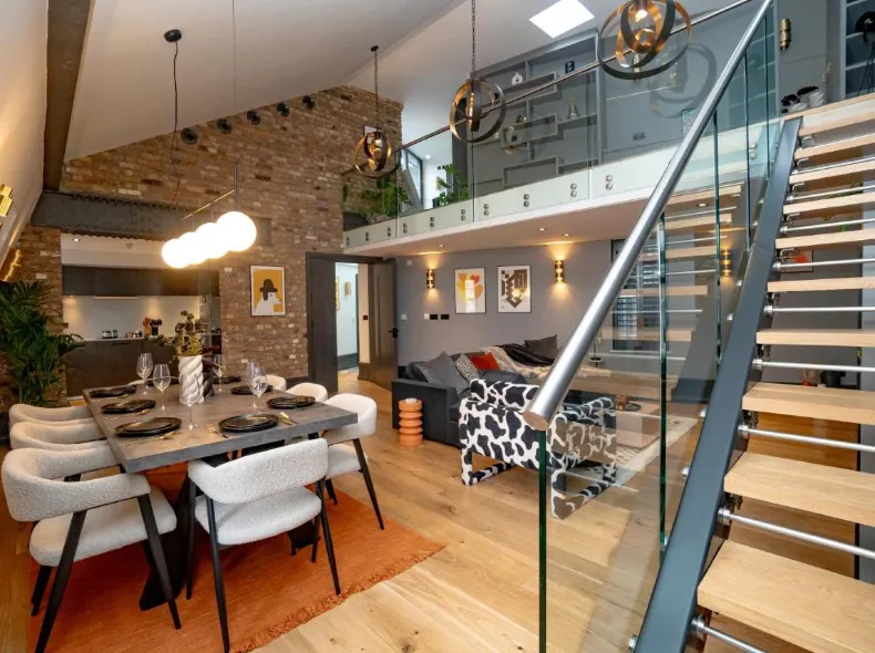 Kula London - Covent Garden Garrick St