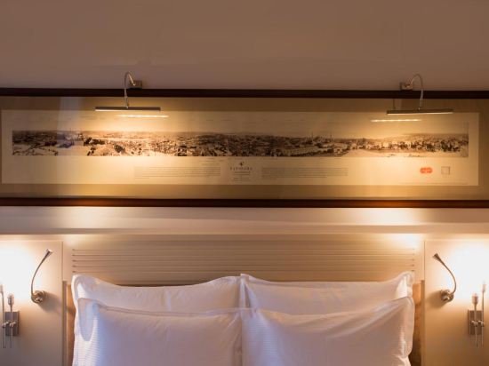 Taxim Lounge Hotel Special Category - Tap to explore photos