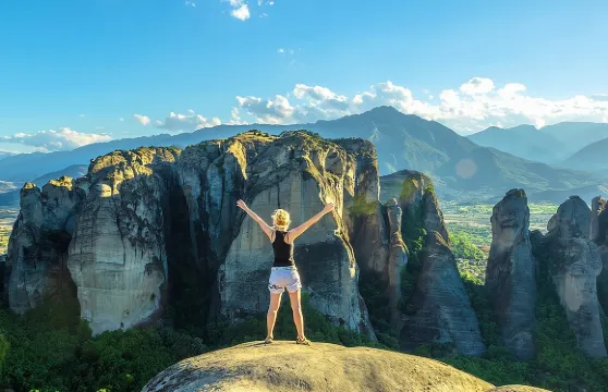塞薩洛尼基出發的梅特歐拉全日遊