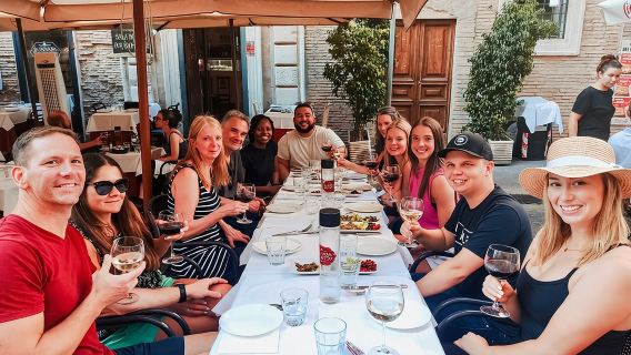 Jewish Ghetto and Navona Food Wine and Sightseeing Tour of Rome