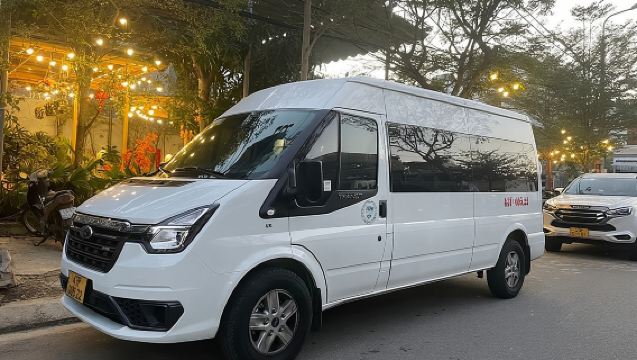 รถรับส่งต้นทางสนามบินดานังปลายทางเมืองฮอยอันหรือในทางกลับกัน