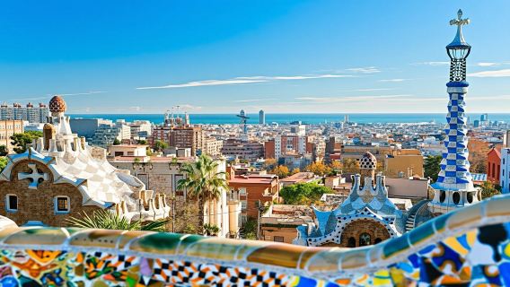 Sagrada Familia, Park Guell and and Old Town tour