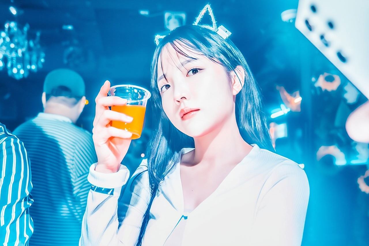 Seúl: Recorrido de bares premium por Itaewon con servicio de botellas VIP