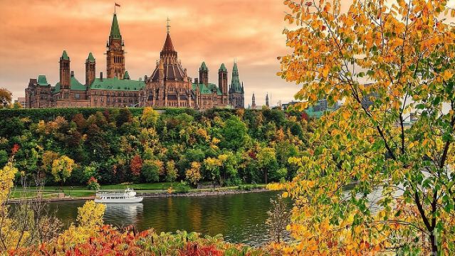 Ottawa Boat Cruise - Paul's Boat Line