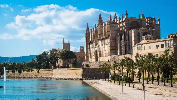 ปาล์มา เด มายอร์กา: ทัวร์เดินชมมหาวิหารพร้อมขนมอบ