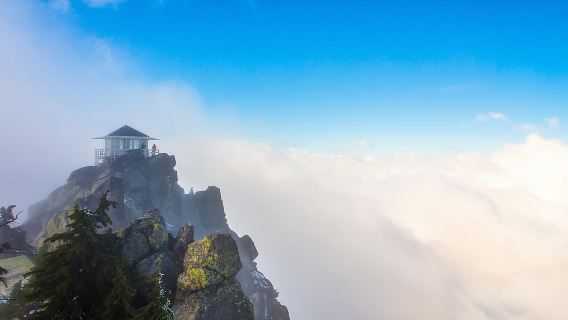 From Seattle: Mount Pilchuck Fire Lookout Hike