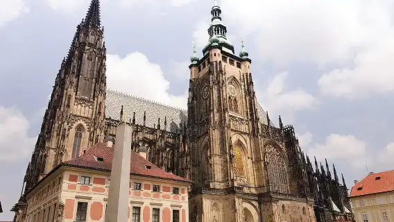 布拉格：1 小時城堡之旅（含快速購票）