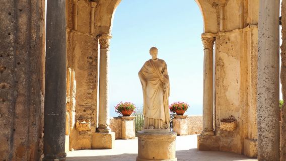 Desde el puerto de Nápoles: excursión de un día a Pompeya y la costa de Amalfi