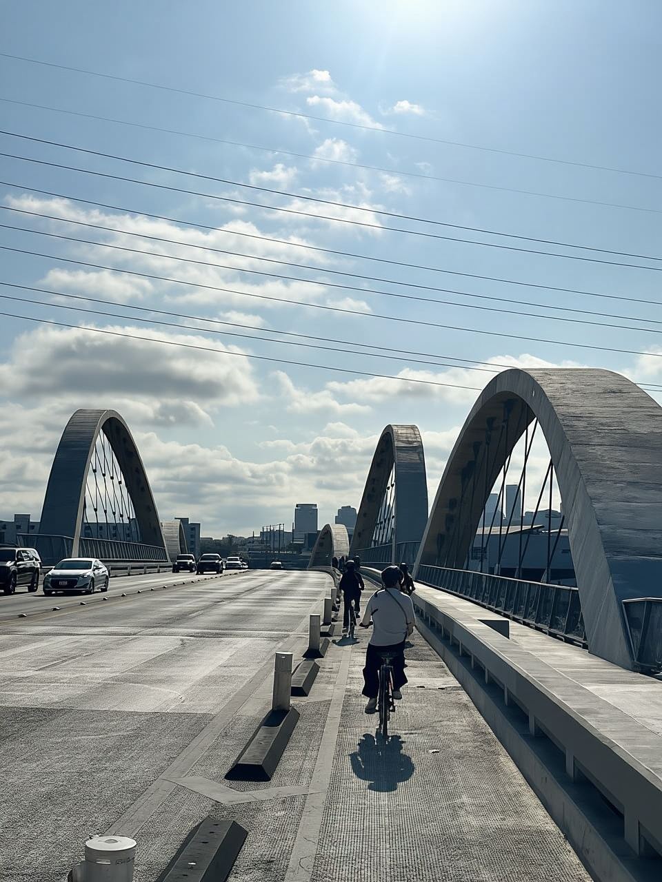 Los Angeles: Arts District Bike Tour & Urban Adventure