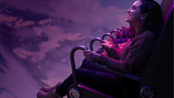 บินโฉบเหนือแวนคูเวอร์: ประสบการณ์โรงละครลอยฟ้าสุดสมจริง