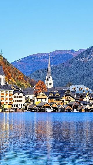 Salzburg Old Town + Mondsee 1-Day Tour [Customizable Itinerary | Private Charter | Chinese-Speaking Driver-Guide]