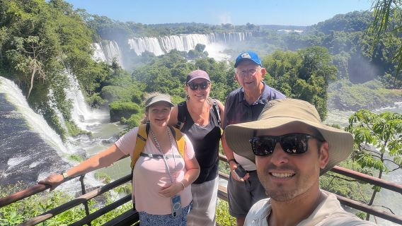 Iguazú-Wasserfälle: Privater Tagesausflug in Brasilien und Argentinien